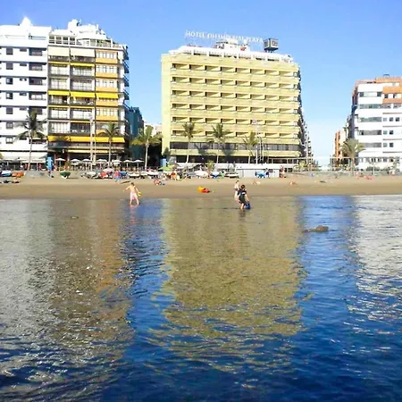 Apartment Con Balcon En La Playa De Canteras
